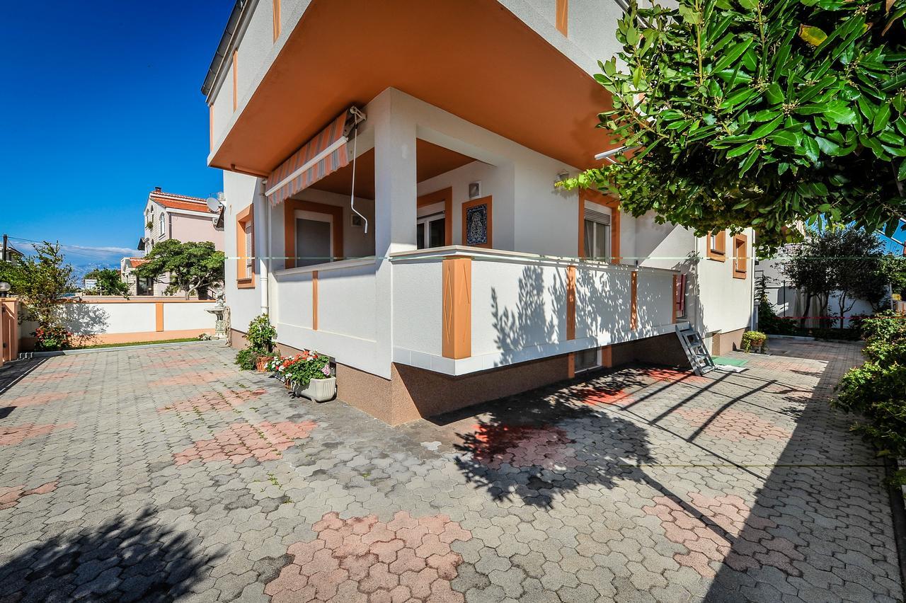 Apartment Bozena Nin Exterior foto